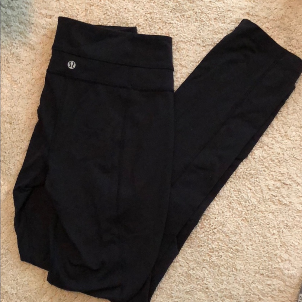 Lululemon black leggings